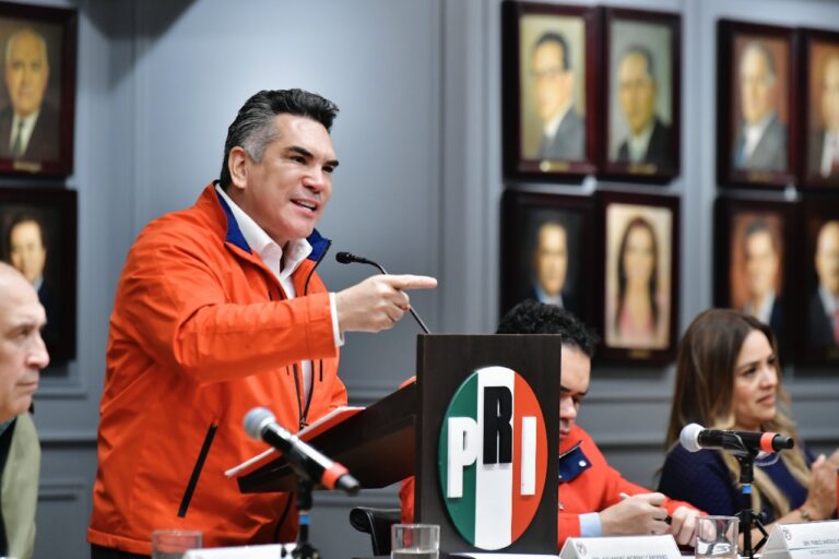 «Gobernador no serás nunca; no seas ridículo», dice Alejandro Moreno a Ignacio Mier
