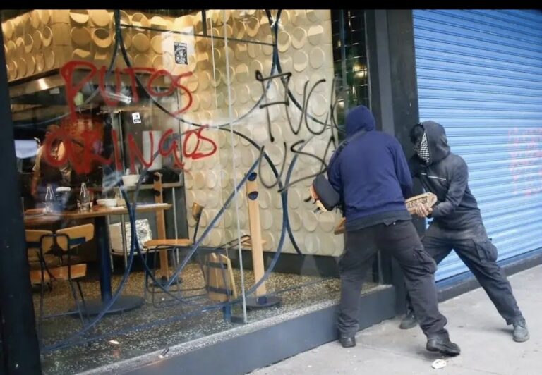 A Estribor/Gentrificación: el nuevo enemigo
