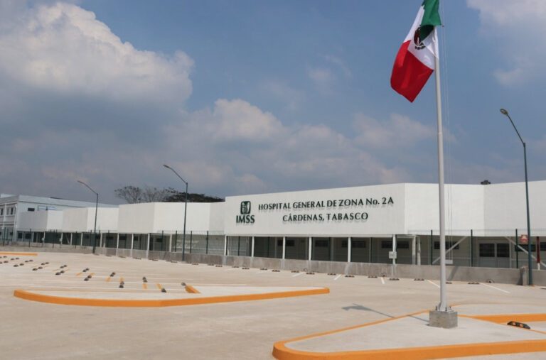 Franja Sur/El Hospital de Cárdenas, un coctel y un café