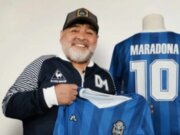 Camiseta de Maradona, a la venta en 5.23 mdd