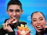México gana medalla de bronce en dueto mixtico de natación artística