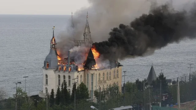 Rusia-ataca-con-misiles-el-Castillo-de-Harry-Potter-en-Ucrania