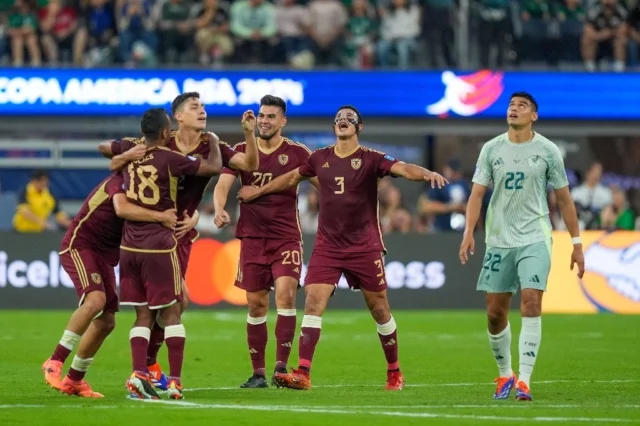 mexico-cae-ante-venezuela-y-pone-en-riesgo-su-pase-en-copa-america-1397html-vzla_apjpg-7844html-7f876f77-d079-4384-8c68-5ff17b8032a2