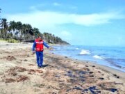Cierran playas de Paraíso por derrame de hidrocarburo