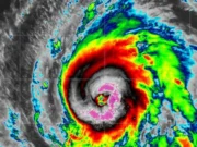 Kirk se convierte en huracán categoría 4 en el Atlántico y seguirá intensificándose