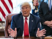 Trump designa a cárteles como grupos terroristas; analiza mandar tropas a México