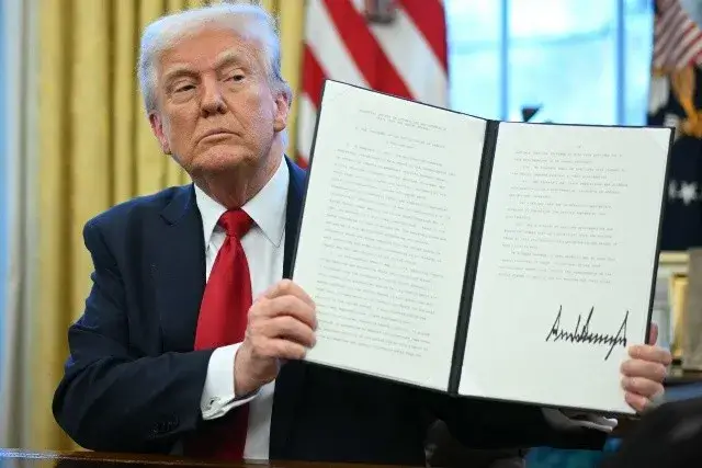 donald_trump.jpg_348719656