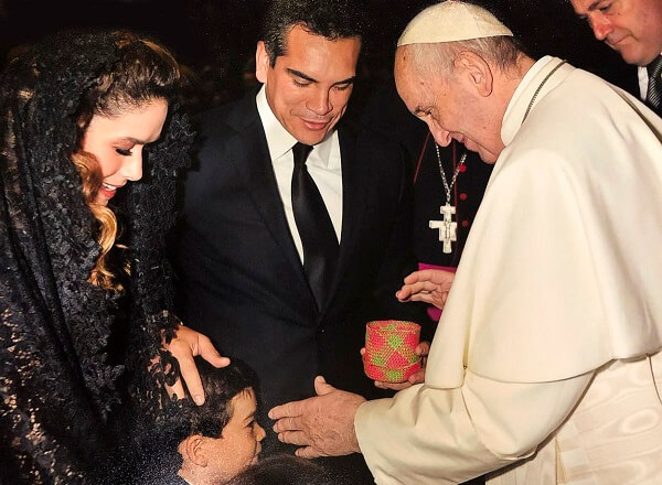 AMC-en-el-vaticano-1