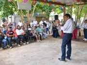 Convoca gobernador Javier May a sembradores de Centla a redoblar esfuerzos para sacar adelante al campo