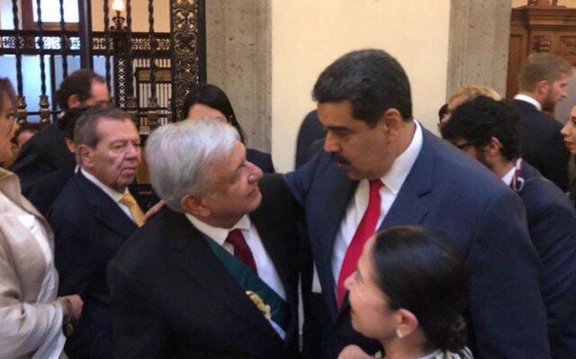 abrazo-amlo-y-maduro