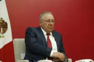 Estaba-dentro-del-entramado-del-huachicol-y-sigue-dentro-del-Gobierno-federal