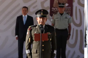 Sacan-a-general-en-Sinaloa-tras-desencuentro-con-gobernadora