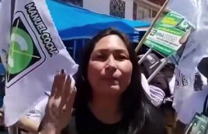 Captan en video asesinato de candidata peruana durante acto de campaña