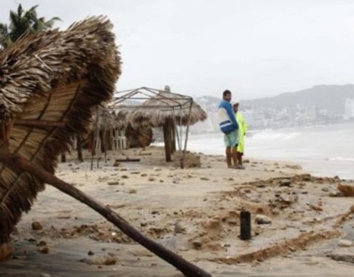 Rachel amenaza el Pacífico; se intensifica frente a costas de Guerrero y Oaxaca