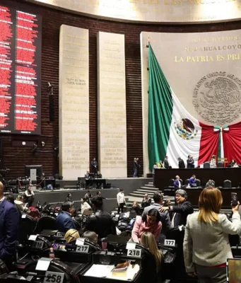 Avalan diputados más deuda federal