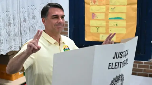 Flavio-Bolsonaro-AFP