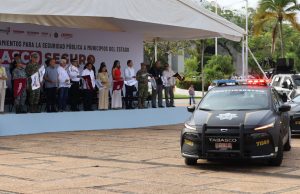 Entrega Javier May nuevas patrullas y equipamiento para fortalecer seguridad