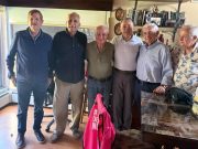 Panistas históricos arropan a Ruffo; sostiene llamada con Fox