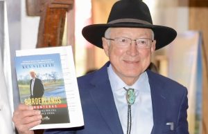 Ken Salazar cuestiona amenazas militares de Trump y propone tratado de seguridad contra los cárteles